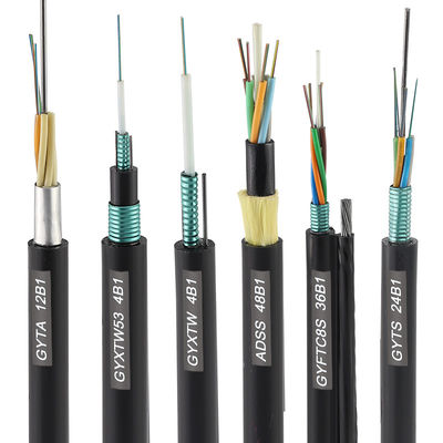 8.2mm 2 câble optique extérieur de fibre des noyaux FOC avec le câble protégé tendu de 0.9mm