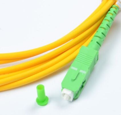 SC/APC au câble optique recto de fibre du mode unitaire LSZH de SC/APC