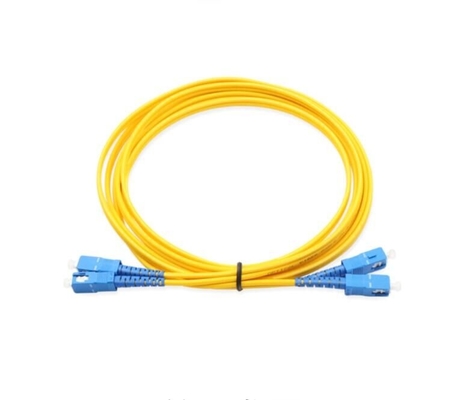 Corde de correction optique blindée 0.9mm en métal flexible de FTTH avec le connecteur de Sc/LC/FC