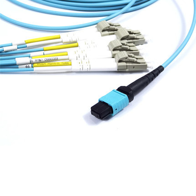 Fan Kit Fiber MTP Jumper Breakout Cord de corde de correction de 12 noyaux 2.0mm MPO au LC